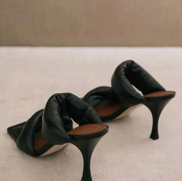 Alohas Black Double Strap Sandals - Picture 7 of 13